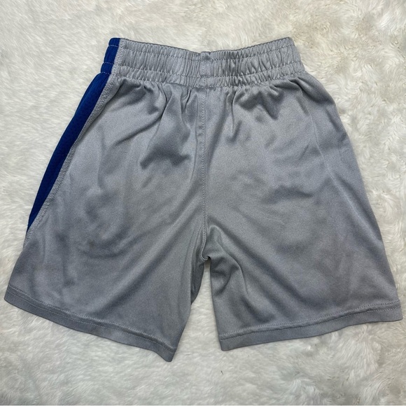 Puma shorts Grey & Blue Size 4T - Picture 13 of 16